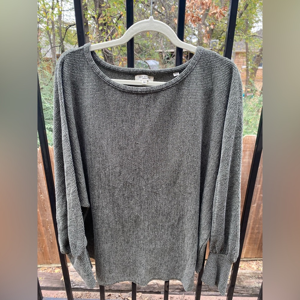 Max Studio Sweater